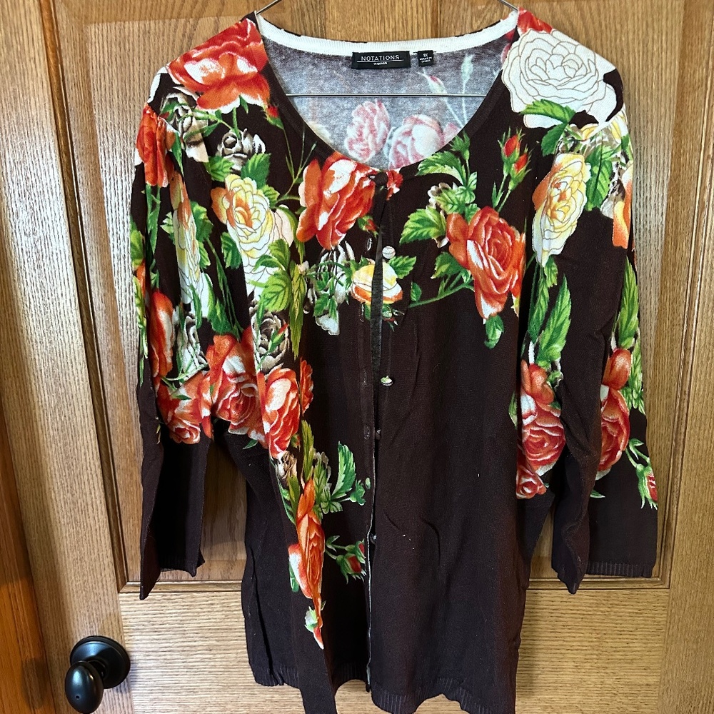 Notations 3/4 Sleeve, Brown w/Orange Roses Cardigan Sweater.  Size 1X.
